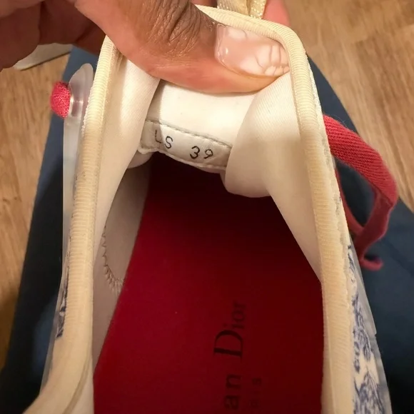 Dior Women's Sneakers - Red, Blue, Cream